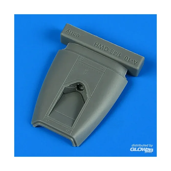 A-10A/C Thunderbolt II opened fuel access panel – early v. for GWH