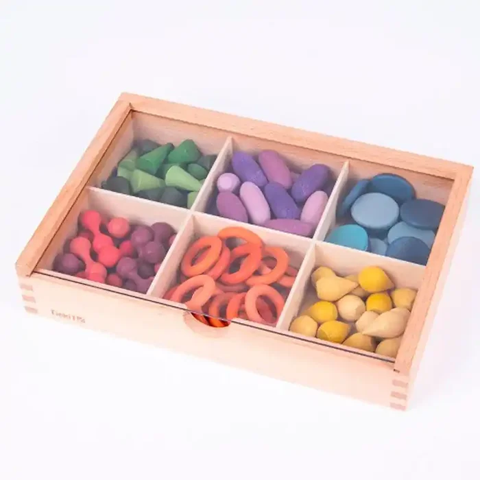 A qué quiero jugar Set de Clasificación de Tesoros de Madera – 109 piezas