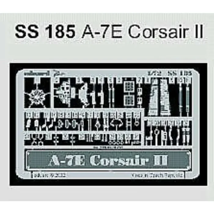Vought A-7E Corsair II (diseñado para ser ensamblado con maquetas de Italeri) This Zoom set is a simplified version of the stand